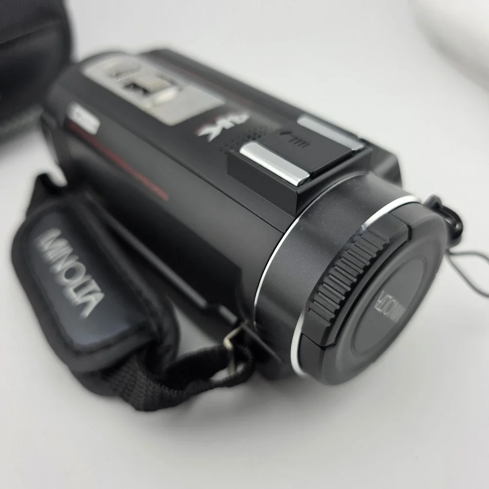 Minolta MN4K20NV 4K Ultra HD Camcorder Infrared Night Vision Black Plus Case